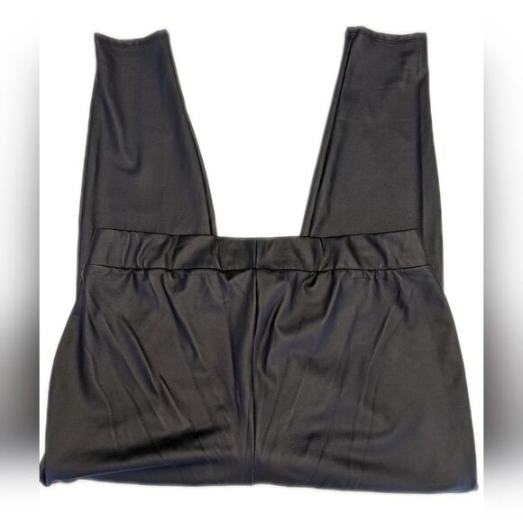 Torrid black faux leather leggings, (Torrid size 2) size 18/20 - Picture 3 of 7